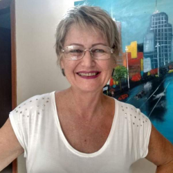 Margareth Pedrosa - Jornalista e Repórter - Residencial Para Idosos Florescer