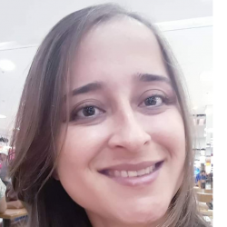 Lívia Rodrigues - Assistente Social - Residencial Para Idosos Florescer